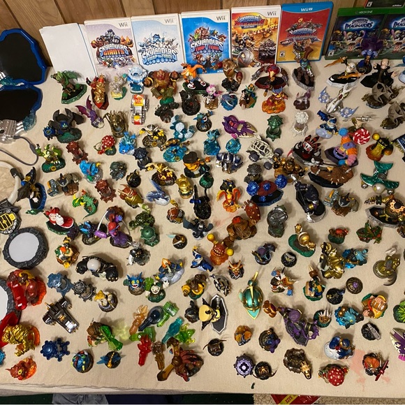 Lot De Figurines Skylanders – Activision, Jeu Vidéo (occasion)